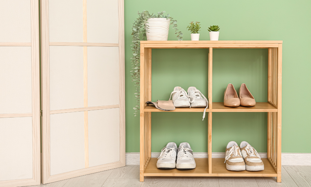 SHOE RACK